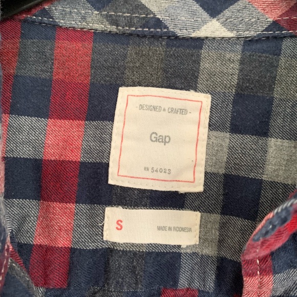 Gap Long Sleeved Button Down Plaid Shirt - Picture 3 of 4